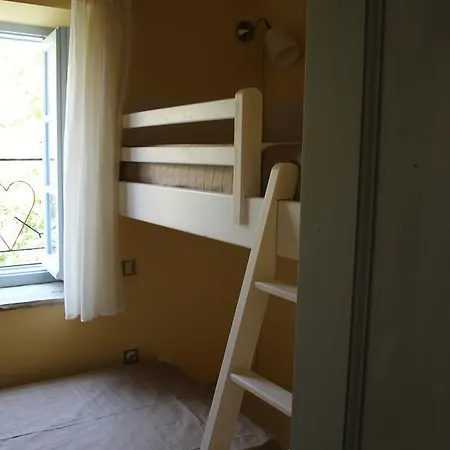 Jolandas Castle House *