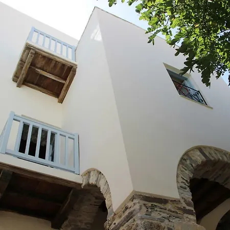 Jolandas Castle House *
